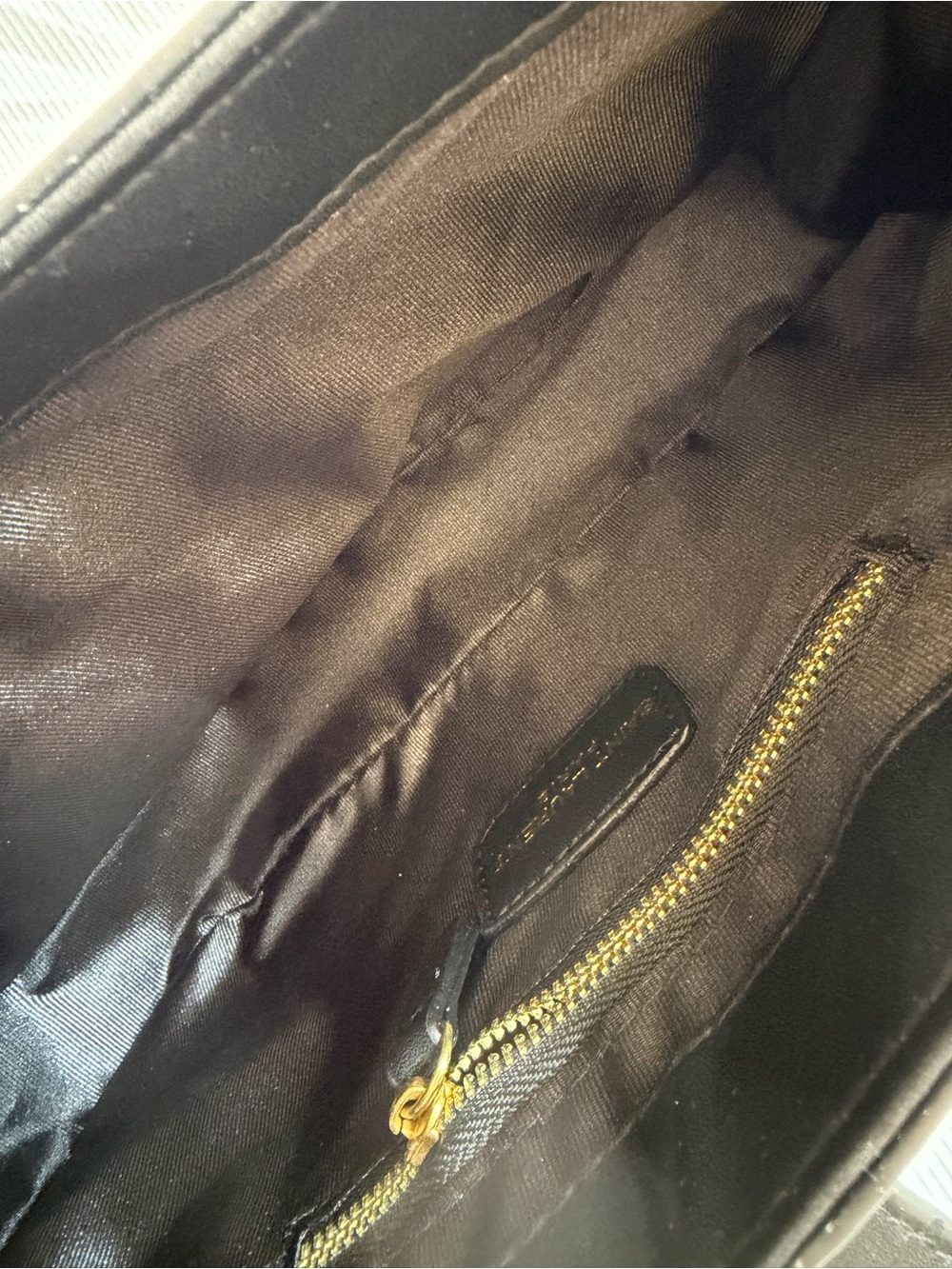 YSL Saint Laurent Smooth Leather Shoulder Bag - Black with Gold Hardware - Picture 12 of 16